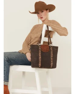 Shyanne Women's Amber Embossed Tote Bag -Shyanne Store 2000342510 200 P1