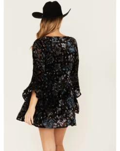 Shyanne Women's Flare Sleeve Burn Out Velvet Dress -Shyanne Store 2000380655 001 P4