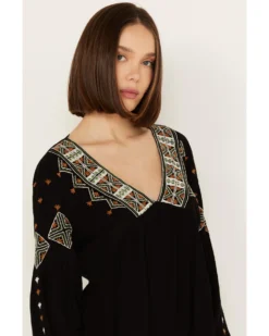 Shyanne Women's Embroidered Boho Top