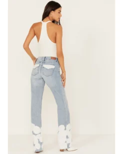 Shyanne Women's Wild Indigo Light Wash Mid Rise Bootcut Jeans -Shyanne Store 2000386843 412 P3